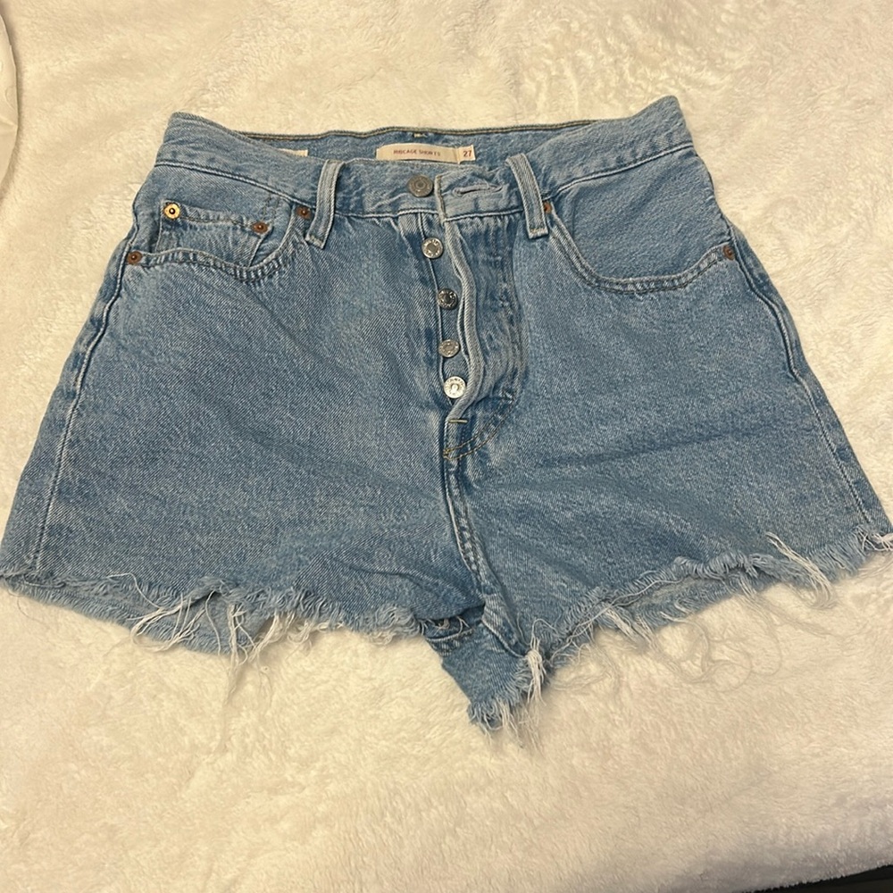 Light blue short jeans
